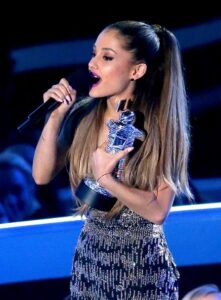 Ariana Grande award